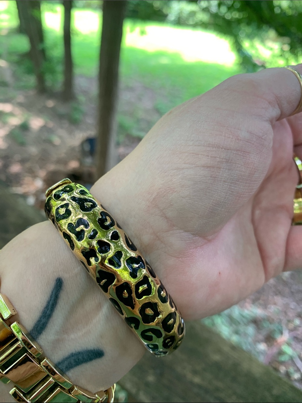 Ciner Leopard Hinged Bracelet with Swarovski Crystals and Green Cabochon Eyes - Picture 13 of 16